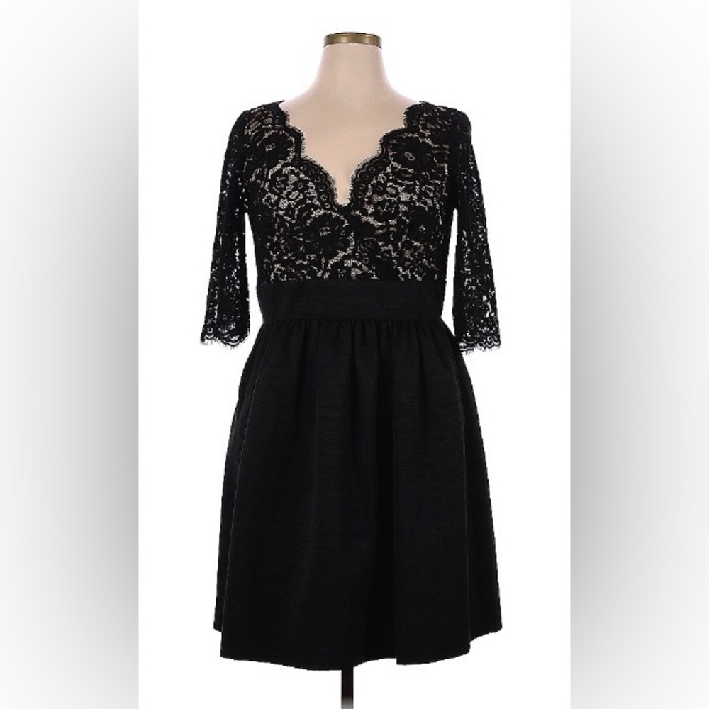 Worn once, excellent condition! Perfect for your next event!